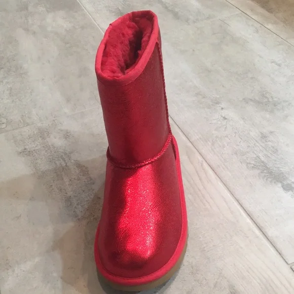 UGG Classic Samba Red Metallic Boots Sz 5 US & 6 US Youth size